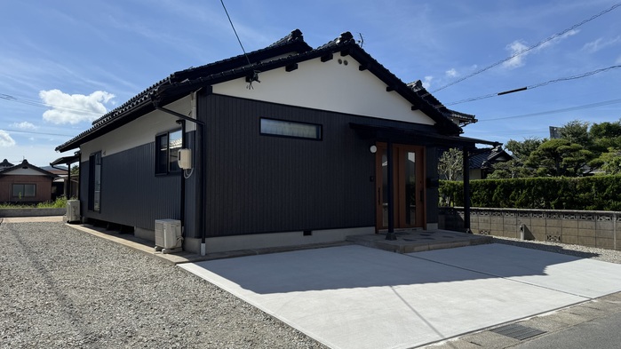 Wa Modern in Wood & Gray